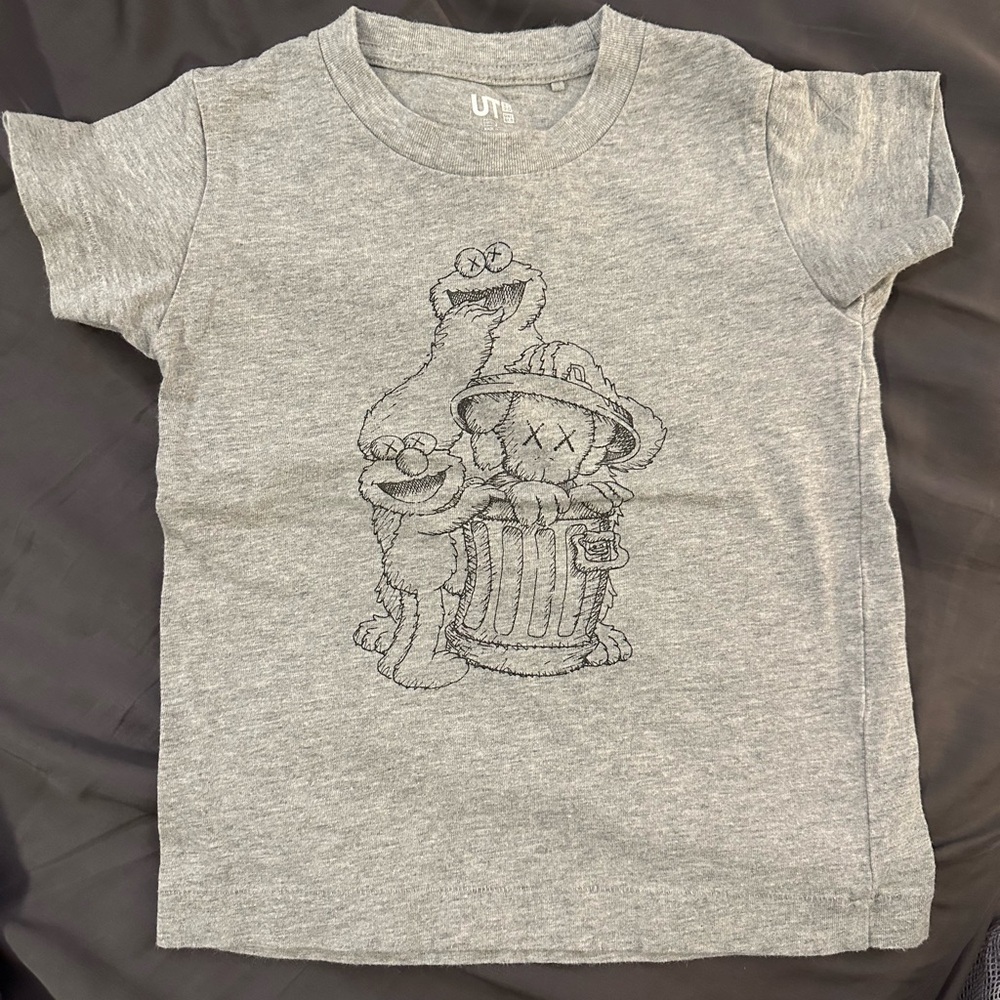 Uniqlo x KAWS Sesame Street Trash Can Companion 3T Shirt